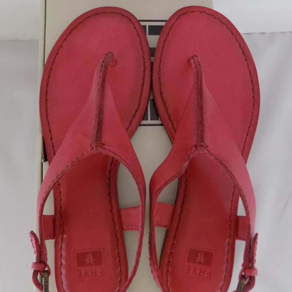 FRYE Women's Carson Seam T-Strap Sandal 9.5 NIB